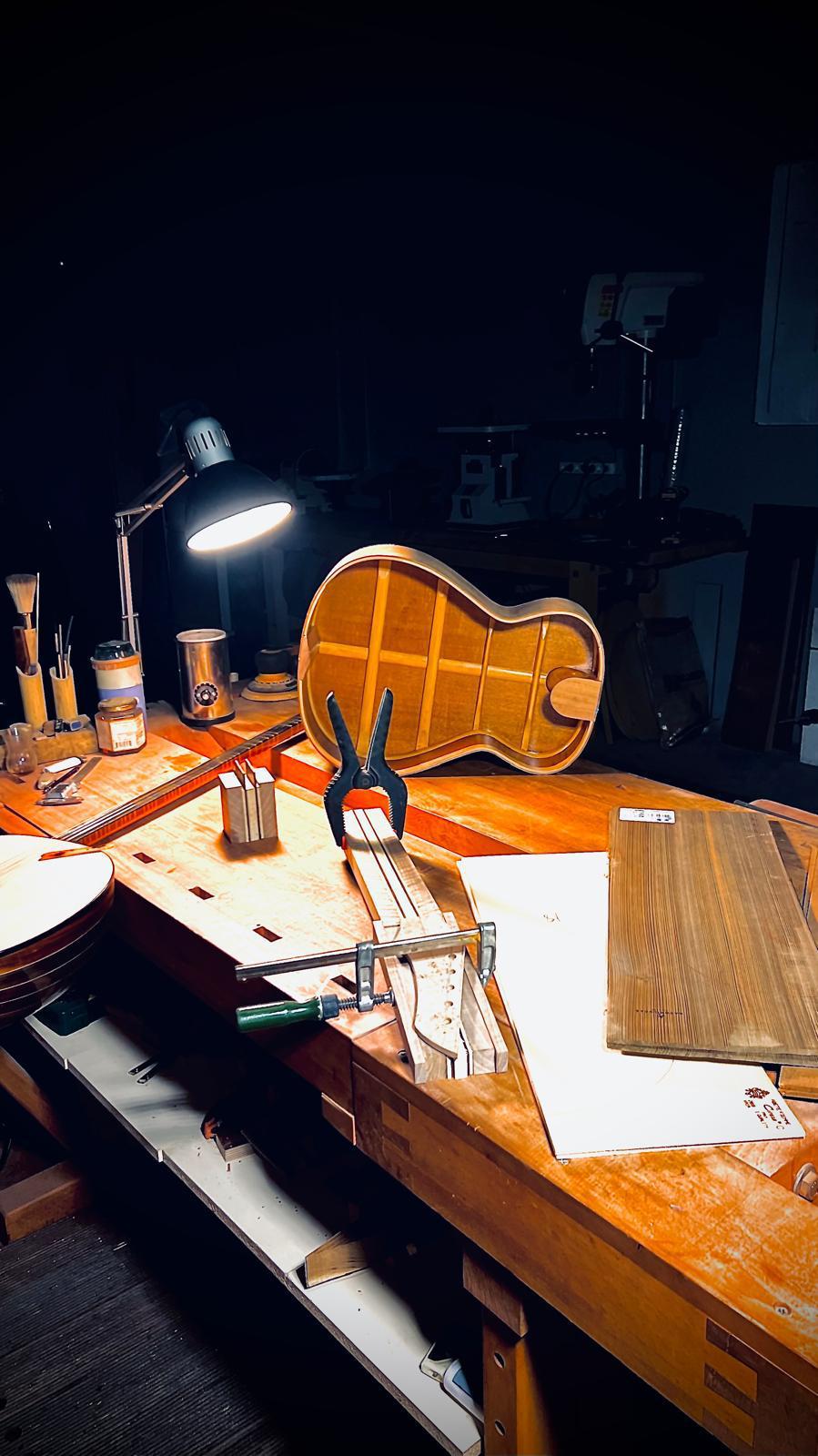 El Yapımı Gitarlar