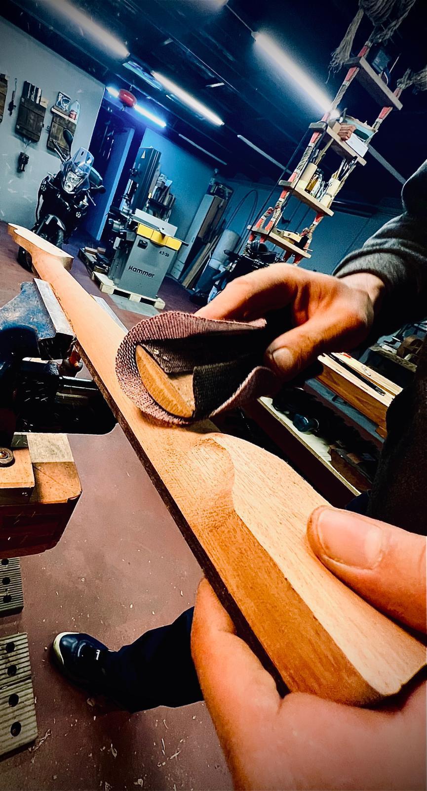 El Yapımı Gitarlar