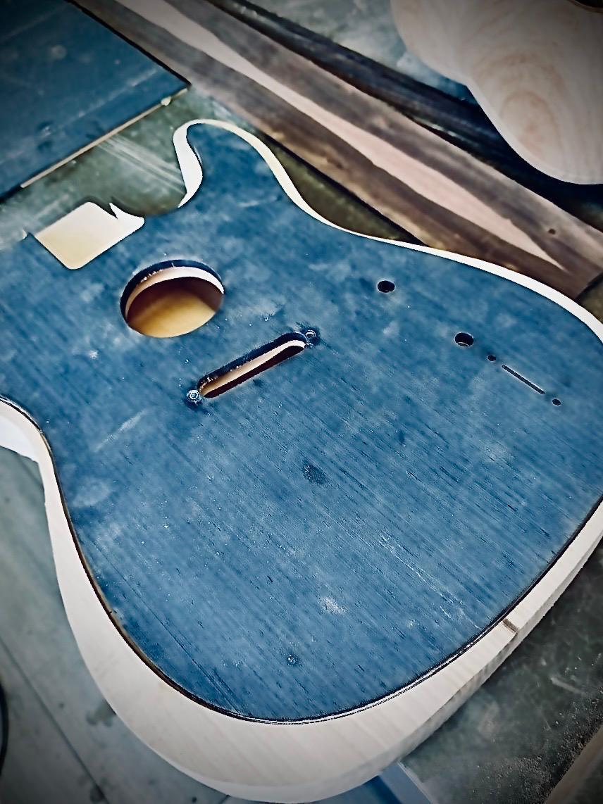 El Yapımı Gitarlar