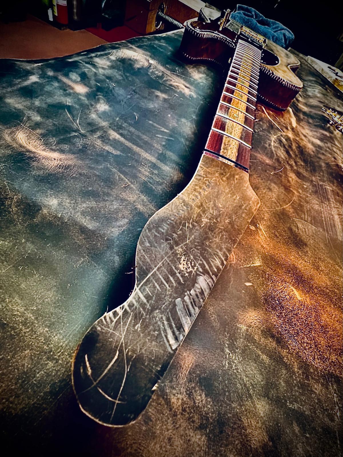 El Yapımı Gitarlar