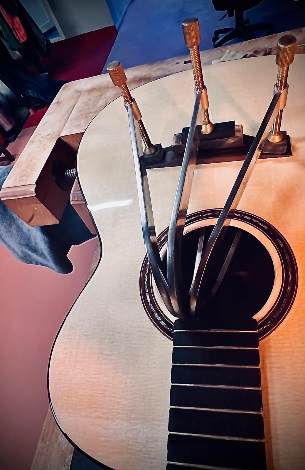 El Yapımı Gitarlar