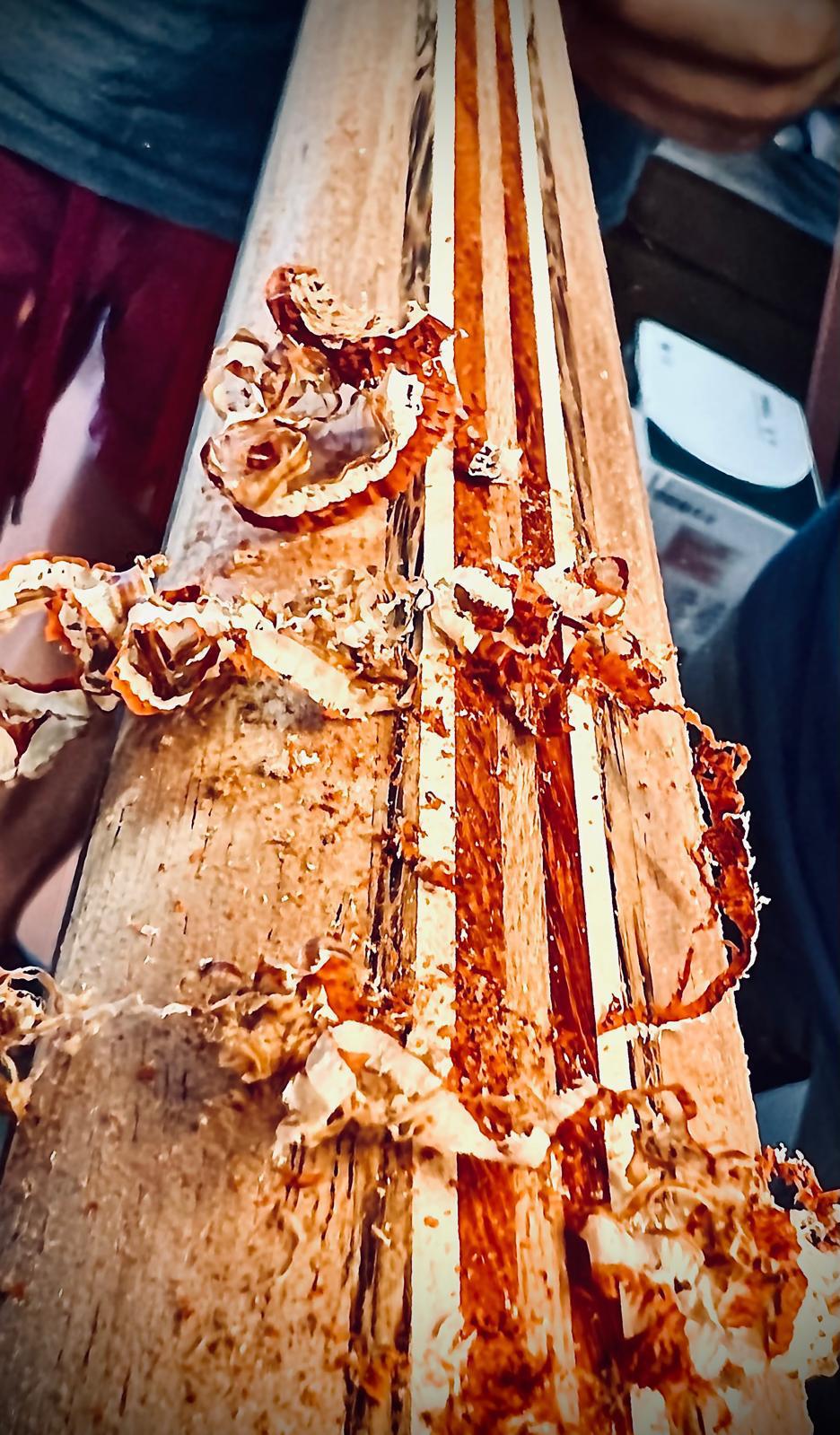 El Yapımı Gitarlar