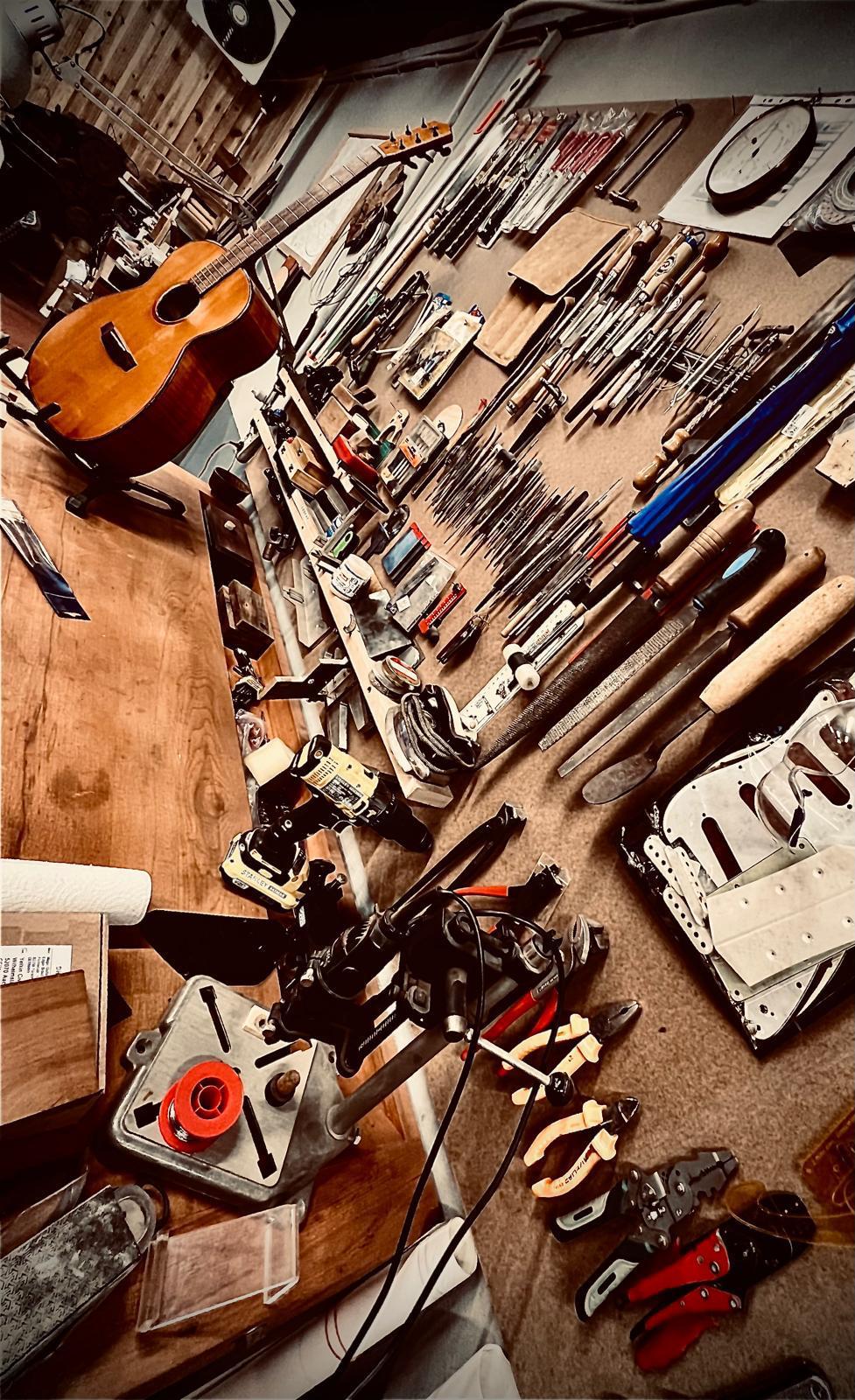 El Yapımı Gitarlar